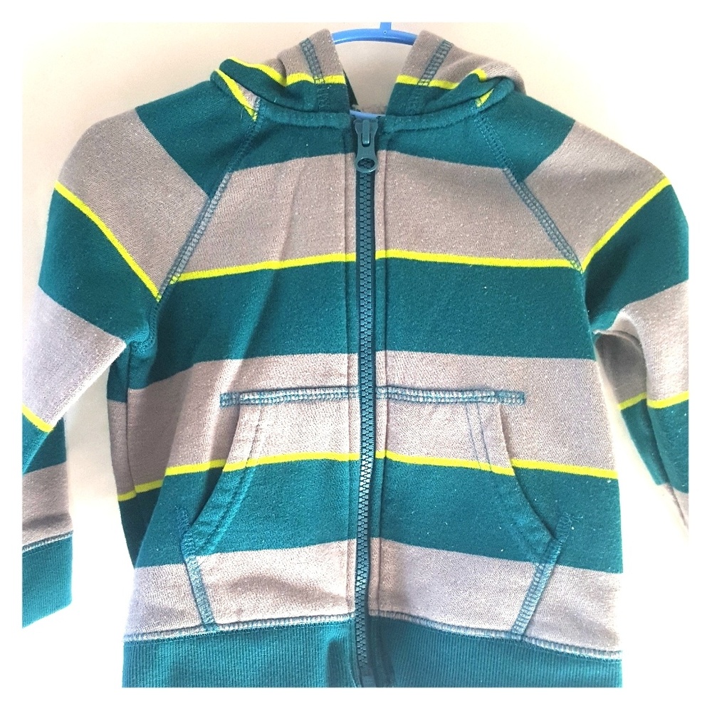 Cat and jack boys sweater size 18 months